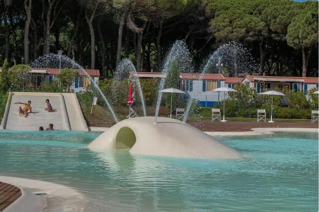 Vacanceselect Mobil Homes - Camping Pineta Sul Mare Camping Village Cesenatico Exteriér fotografie