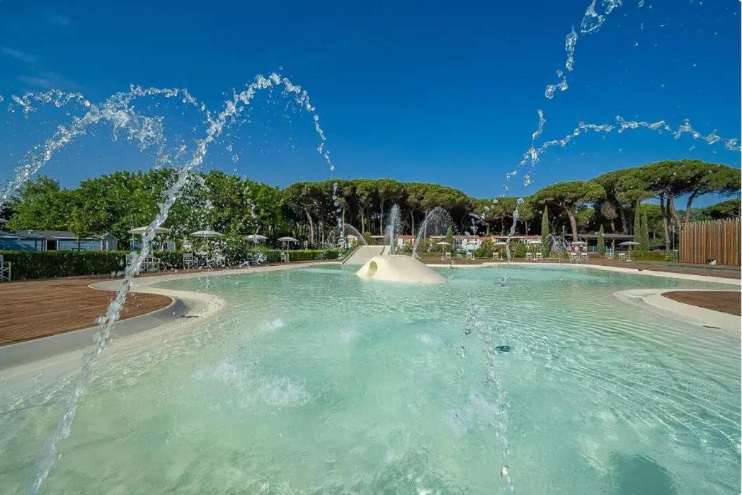 Vacanceselect Mobil Homes - Camping Pineta Sul Mare Camping Village Cesenatico Exteriér fotografie